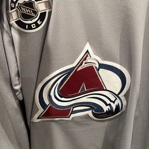 Colorado Avalanche hockey jersey
